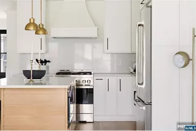 27 Willow Street, Millburn, NJ 07041 - Photo 13