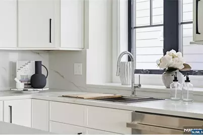 27 Willow Street, Millburn, NJ 07041 - Photo 15