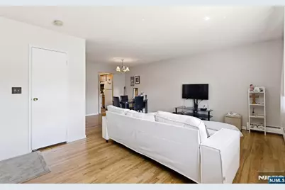 45 Wilfred Street 6 #6, West Orange Township, NJ 07052 - Photo 9