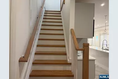 261 7th Street B #B, Palisades Park, NJ 07650 - Photo 19