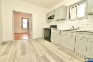 76 Aldine St, Newark, NJ 07112 - Photo 3