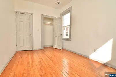76 Aldine Street, Newark, NJ 07112 - Photo 9