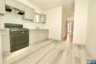 76 Aldine St, Newark, NJ 07112 - Photo 5