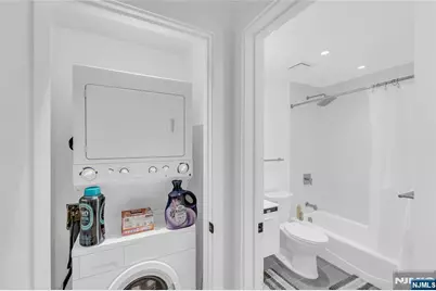 101 Shearwater Court 25 #25, Jersey City, NJ 07305 - Photo 19