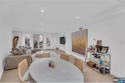 101 Shearwater Court 25 #25, Jersey City, NJ 07305 - Photo 3