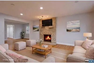 86 Howland Avenue, Teaneck Township, NJ 07666 - Photo 17