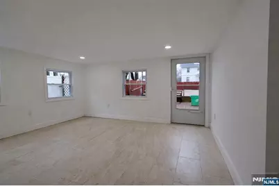 86 Howland Avenue, Teaneck Township, NJ 07666 - Photo 39