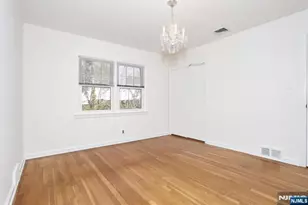 15-03 Everett Terrace, Fair Lawn, NJ 07410 - Photo 9