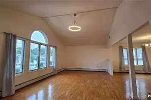 755 Edgewater Ave 2, Ridgefield, NJ 07657 - Photo 3