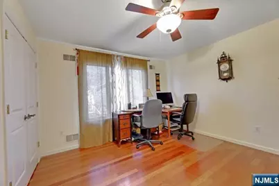 248 Clark Terrace, Cliffside Park, NJ 07010 - Photo 19