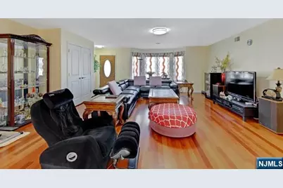 248 Clark Terrace, Cliffside Park, NJ 07010 - Photo 5