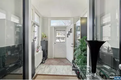 70 Delford Avenue, Bergenfield, NJ 07621 - Photo 3