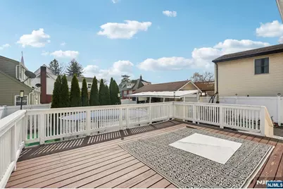 70 Delford Avenue, Bergenfield, NJ 07621 - Photo 23