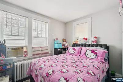 70 Delford Avenue, Bergenfield, NJ 07621 - Photo 15