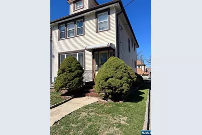 579 Oregon Avenue, Cliffside Park, NJ 07010 - Photo 3