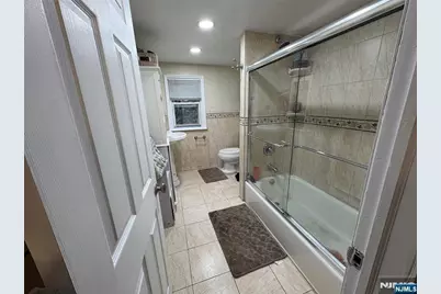 40 Sylvan Avenue, Bergenfield, NJ 07621 - Photo 11