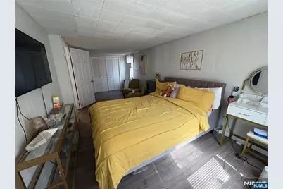 40 Sylvan Avenue, Bergenfield, NJ 07621 - Photo 9