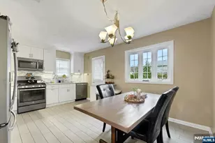 25 Veterans Pl, North Arlington, NJ 07031 - Photo 7