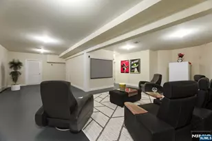 627 Concord St, New Milford, NJ 07646 - Photo 39