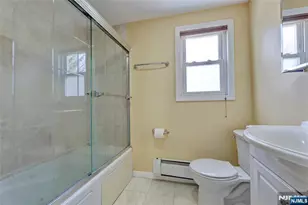 577 Forest Ave, Paramus, NJ 07652 - Photo 27