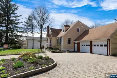577 Forest Avenue, Paramus, NJ 07652 - Photo 1