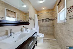 577 Forest Ave, Paramus, NJ 07652 - Photo 19