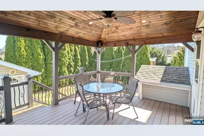 277 Wallington Avenue, Wallington, NJ 07057 - Photo 25