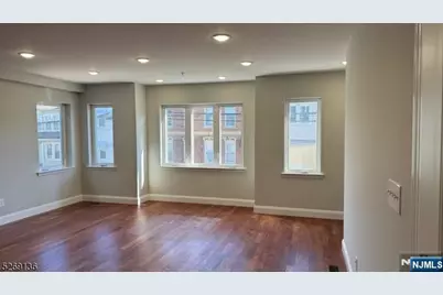 562 11th Street, Newark, NJ 07107 - Photo 1