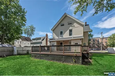 31-33 William Street, Bergenfield, NJ 07621 - Photo 27
