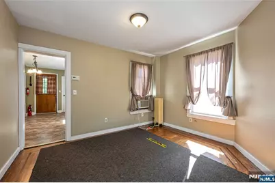 31-33 William Street, Bergenfield, NJ 07621 - Photo 17