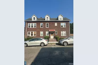 688 Kingsland Avenue 2 #2, Ridgefield, NJ 07657 - Photo 1