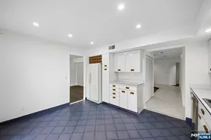 1431 John St, Fort Lee, NJ 07024 - Photo 15