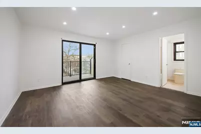 1431 John Street, Fort Lee, NJ 07024 - Photo 21