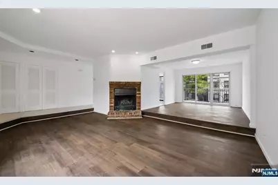 1431 John Street, Fort Lee, NJ 07024 - Photo 9