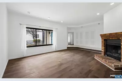 1431 John Street, Fort Lee, NJ 07024 - Photo 5