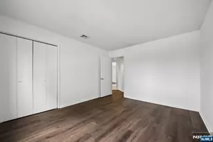 1431 John St, Fort Lee, NJ 07024 - Photo 27