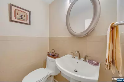 2150 Center Avenue 3C #3C, Fort Lee, NJ 07024 - Photo 13