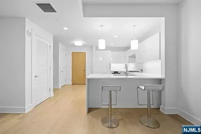 9 Ave At Port Imperial 326 #326, West New York, NJ 07093 - Photo 5