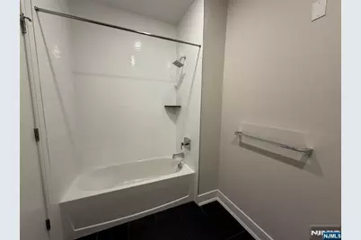 470 Main Street 413 #413, Fort Lee, NJ 07024 - Photo 9