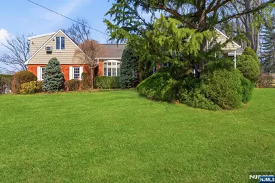 775 Mountain Avenue, Wyckoff Township, NJ 07481 - Photo 5