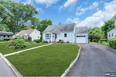 306 Highland Street, Cresskill, NJ 07626 - Photo 5
