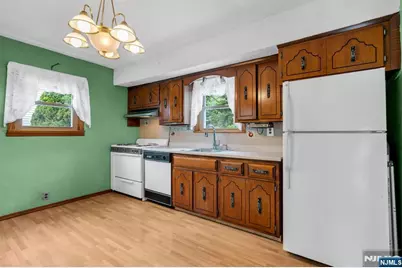 306 Highland Street, Cresskill, NJ 07626 - Photo 11