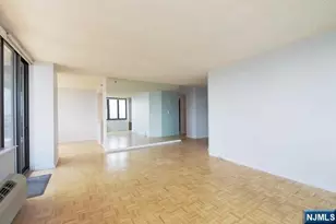 100 Carlyle 11J-N, Cliffside Park, NJ 07010 - Photo 3