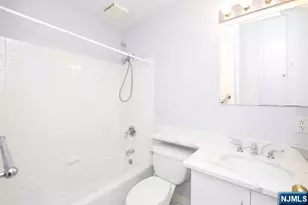 100 Carlyle 11J-N, Cliffside Park, NJ 07010 - Photo 17