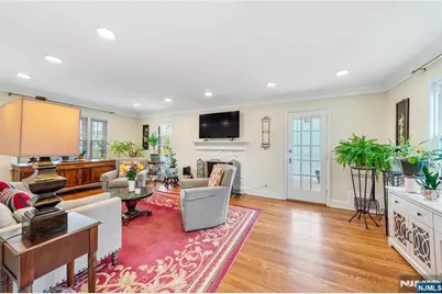 157 Glenbrook Parkway, Englewood, NJ 07631 - Photo 9