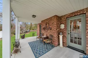 157 Glenbrook Pkwy, Englewood, NJ 07631 - Photo 11