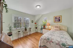 157 Glenbrook Pkwy, Englewood, NJ 07631 - Photo 29