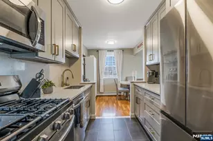 605 Grove Street 15 L, Clifton, NJ 07013 - Photo 5