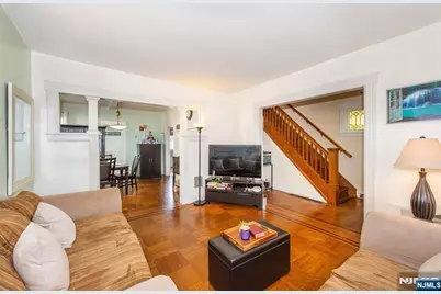 53 Elmwood Avenue, Bogota, NJ 07603 - Photo 9