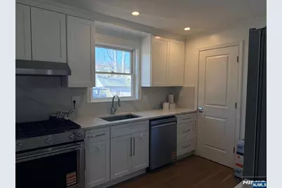 91 Columbus Drive, Tenafly, NJ 07670 - Photo 9